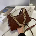 Sac bandoulière en cuir PU matelassé marron foncé avec chaîne dorée style vintage - Marron