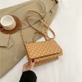 Piccola borsa a tracolla quadrata color kaki con stampa monogramma marrone e manico - Marrone