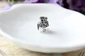 Silver retro money bag charm bead with dollar sign for DIY bracelet jewelry - Money Bag Style (B6-17) / Antique Silver