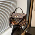 Bolso vintage estilo Kelly a cuadros con correa ajustable y cierre de giro metálico - Marrón