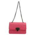 Petit sac carré rose effet crocodile avec bandoulière chaîne et fermoir pivotant chic - Rose rouge