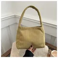 Bolso de pana vintage amarillo jengibre con rayas verticales y diseño retro casual - Amarillo