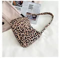 Sac hobo tendance avec imprimé léopard et fermeture éclair dorée pour femme - Imprimé léopard