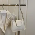 Sac bandoulière minimaliste en PU tressé crème avec rabat avant et sangle réglable - Blanc