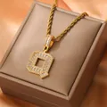 18K gold-plated initial 'Q' pendant necklace with baguette zircons and rope chain - Letter Q / Gold