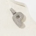 Pendentif lettre P argenté avec pavé de zircons brillants sur fond décoratif blanc - P (Pendentif Seul (Sans Chaîne)) / Or 18 carats
