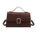 Borsa a tracolla quadrata minimalista marrone cioccolato con grande fibbia in metallo - Marrone