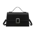Piccola borsa a tracolla squadrata minimalista in pelle PU nera con fibbia argento - Nero