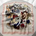 Dettaglio di un foulard in seta con stampe di gatti giocosi e bordi rosa eleganti - Stile Gatto in Costume Bianco e Rosa (4) / 70x70cm