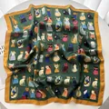 Foulard quadrato in seta verde scuro con stampe di gatti e bordi arrotolati dorati - Stile Razze di Gatti Verde Scuro Giallo