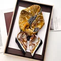 Foulard quadrato in seta giallo zenzero con stampe paisley vintage e floreali - Zenzero Caffè Stampa Vintage (33)