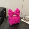 Borsa trapuntata rosa acceso con manico a fiocco grande e cuciture a rombi moda - Rosa intenso