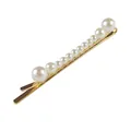 Dettaglio del fermaglio per capelli dorato con perle bianche fatte a mano e sfumate - 13# Forcina Perle Sfumate Stile 3
