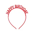 Detail eines roten Happy Birthday Haarreifs mit rutschfester Innenseite für Partys - Rot