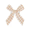Détail d'une barrette noeud à carreaux beige et blanc avec base en métal poli brillant - Carreaux Khaki