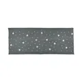Dettaglio della fascia in maglia grigio scuro con stelle argentate e strass lucidi - Stile a Righe Grigie con Stelle