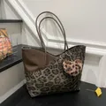 Large vintage leopard print tote bag in suede and leather with plush heart charm - Green with Charm