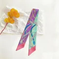 Eleganter Twilly-Schal mit Schlangenmuster und Goldketten-Print auf weißem Hintergrund - Schmaler Stil / Purple Green Pink Patchwork (3#)