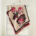 Sciarpa scialle jacquard etnica con fiori di loto beige spessa per donna in inverno - 190cmx65cm / Nero Rosso