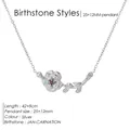Collana con ciondolo a forma di rosa d'argento con granato rosso di gennaio - Garofano (JAN-CARNATION) / Argento - Gennaio Rosso