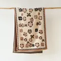 Châle élégant en cachemire synthétique avec imprimé fleurs de camélia pour l'hiver - Beige Café