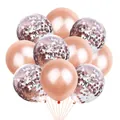 Nahaufnahme der roségoldenen Ballons zum 30. Jubiläum mit Konfetti und Metallic-Finish - Roségold + 30 Pailletten