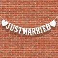 Striscione Just Married bianco con cuori per decorazioni nuziali romantiche - Just Married Bianco con Decorazione a Cuore