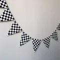 Striscione a triangoli a scacchi bianchi e neri per decorazioni di feste F1 - Triangolo a Scacchi Bianco e Nero