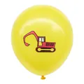 Détail d'un ballon en latex jaune avec imprimé graphique de pelleteuse rouge de fête - Ballons véhicules de chantier jaunes