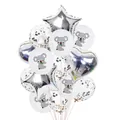 Gros plan de ballons en latex blancs avec imprimés koala et ballons en aluminium argenté - Combo de Ballons Koala Argenté