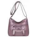 Elegante lila Umhängetasche für Damen aus weichem Leder mit Reißverschlussfächern und Logo - Lila
