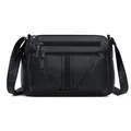 Sac bandoulière en cuir lavé noir avec plusieurs poches zippées et texture tissée élégante - Noir