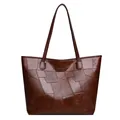 Dunkelbraune Shopper Tasche mit geometrischem Leder-Patchwork und bequemen Schultergurten - Braunes Patchwork