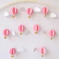 Décoration suspendue montgolfière en papier rose 3D avec nuages pour fêtes - Guirlande Nuage Rose