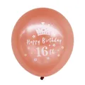 Detail van rosé gouden latex ballon met witte kroon en 16e verjaardag bedrukking - 16e Verjaardag (Roségouden Bal Wit 16th)