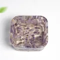 Plateau carré en résine avec cristaux d'améthyste violets pour déco et guérison - Violet de Rêve
