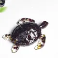 Figurine de tortue artisanale en résine avec pierres de grenat et feuilles d'or - Grenat