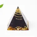 Handgefertigte Orgon-Pyramide mit schwarzem Obsidian und goldener Messingspirale - Obsidian / 3cm