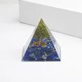Pyramide d'Orgonite faite main avec Arbre de Vie en Péridot et base en Lapis-lazuli - Arbre d'Énergie Péridot Avec Base en Lapis-Lazuli (6)