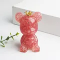 Deko-Bär aus Kunstharz mit rosa Kristallsteinen und goldener Krone für die Inneneinrichtung - Wassermelonen-Kristall Stil