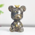 Kronenbärenfigur gefüllt mit grauen Kristallsteinen und Goldfolie als Heimdeko - Labradorit Stil