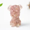 Hundefigur Schnauzer aus rosa Harz mit Goldfolie für die Dekoration auf Weiß - Erdbeerquarz