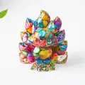 Estatua de zorro de nueve colas de resina con cristales naturales y pan de oro - Concha de Colores / 4 Cm De Alto