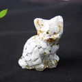 Sitting cat figurine with white turquoise stones and gold flakes in clear resin - 3.2cm x 3.3cm x 4cm / Howlite