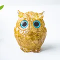 Figurine de chouette artisanale en résine ambrée et éclats de cristaux naturels - Agate Jaune