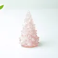 Décoration de table sapin de Noël en résine rose avec texture de branches multicouches - Petit (58mm de hauteur) / Quartz rose