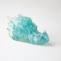 Statue de tête de dragon bleu clair en résine avec texture 3D et finition cristal élégante - Aigue-marine