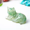 Schattig groen hars kattenbeeldje met natuurlijke kristalgrind voor in huis - Groene Aventurijn
