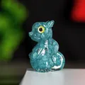 Figura de dragón de cristal azul hecha de resina y piedras naturales trituradas - Aguamarina