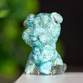 Türkisfarbene Schnauzer-Figur aus Harz mit Kristalltextur und Schleifen-Detail - Türkis